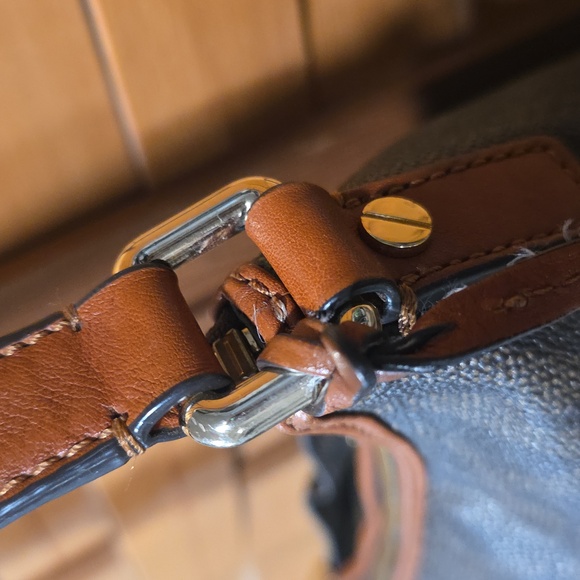 💥💥💥Michael Kors Brown MK Logo Chestnut Leather Accent Shoulder Bag Crossbody - Picture 6 of 16